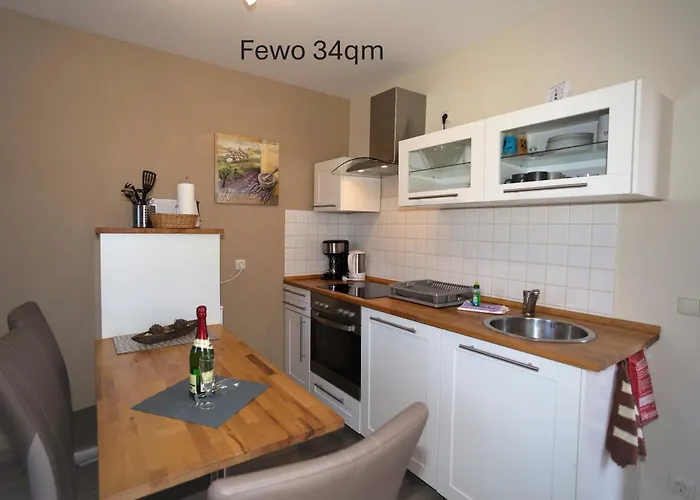 Am Pappelwald * Glowe